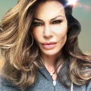 Meet your Posher, Daniela